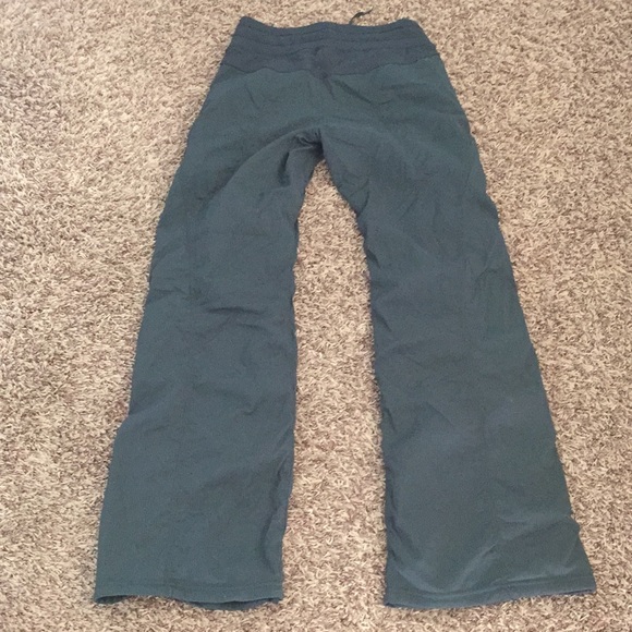 SOLDLululemon lined dance studio pants. Fuel green - Picture 3 of 5